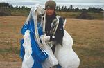 1987 esikisat, Nykping. Joukkueenjohtaja Hannu Laitinen krepparihypyll. Kuva: KausE